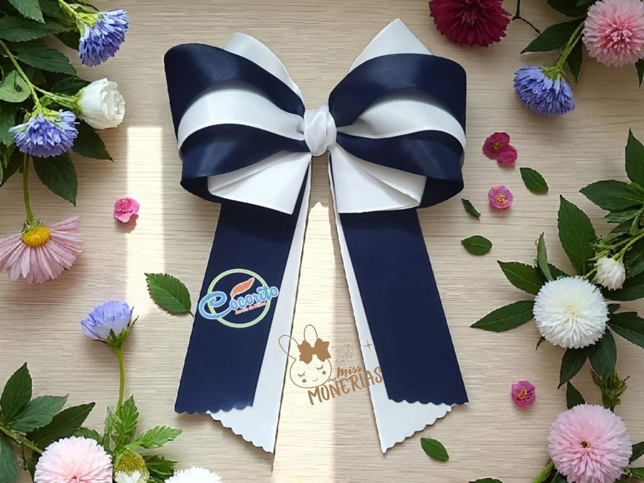 Moño Escolar Chik ¡Personalízalo! 🥰